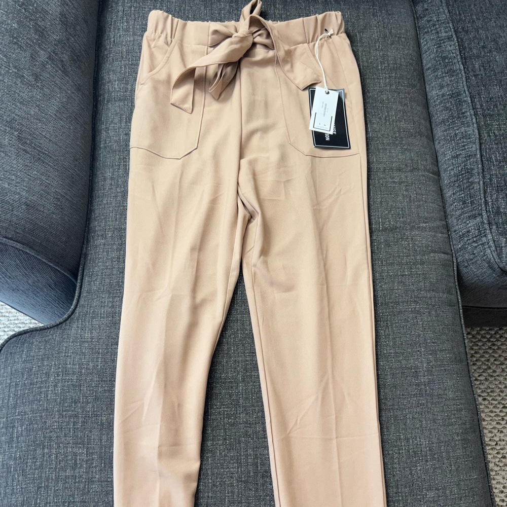 belted paperbag pants NWT